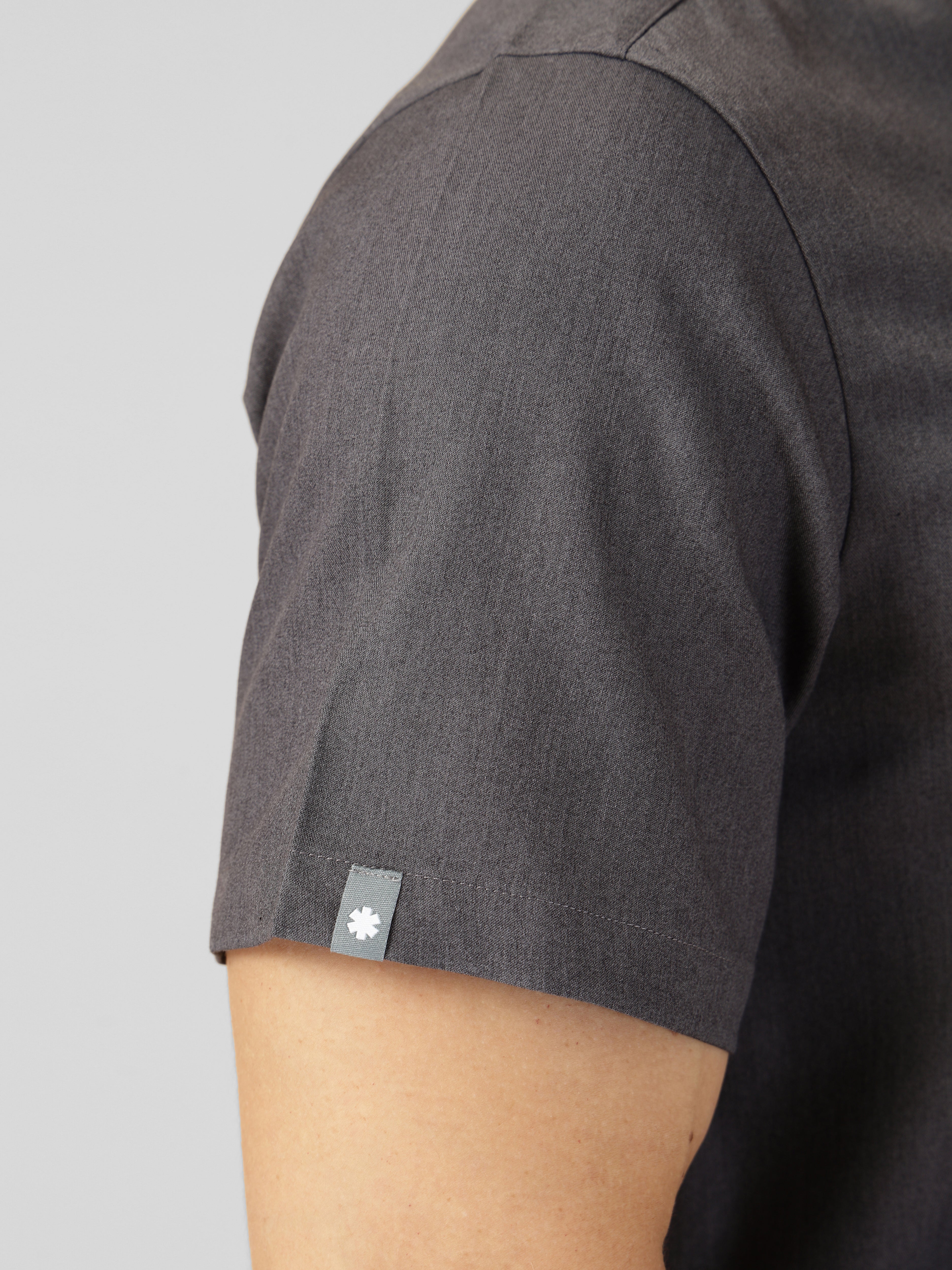 Men's V-Neck 2 Pocket Scrub Top