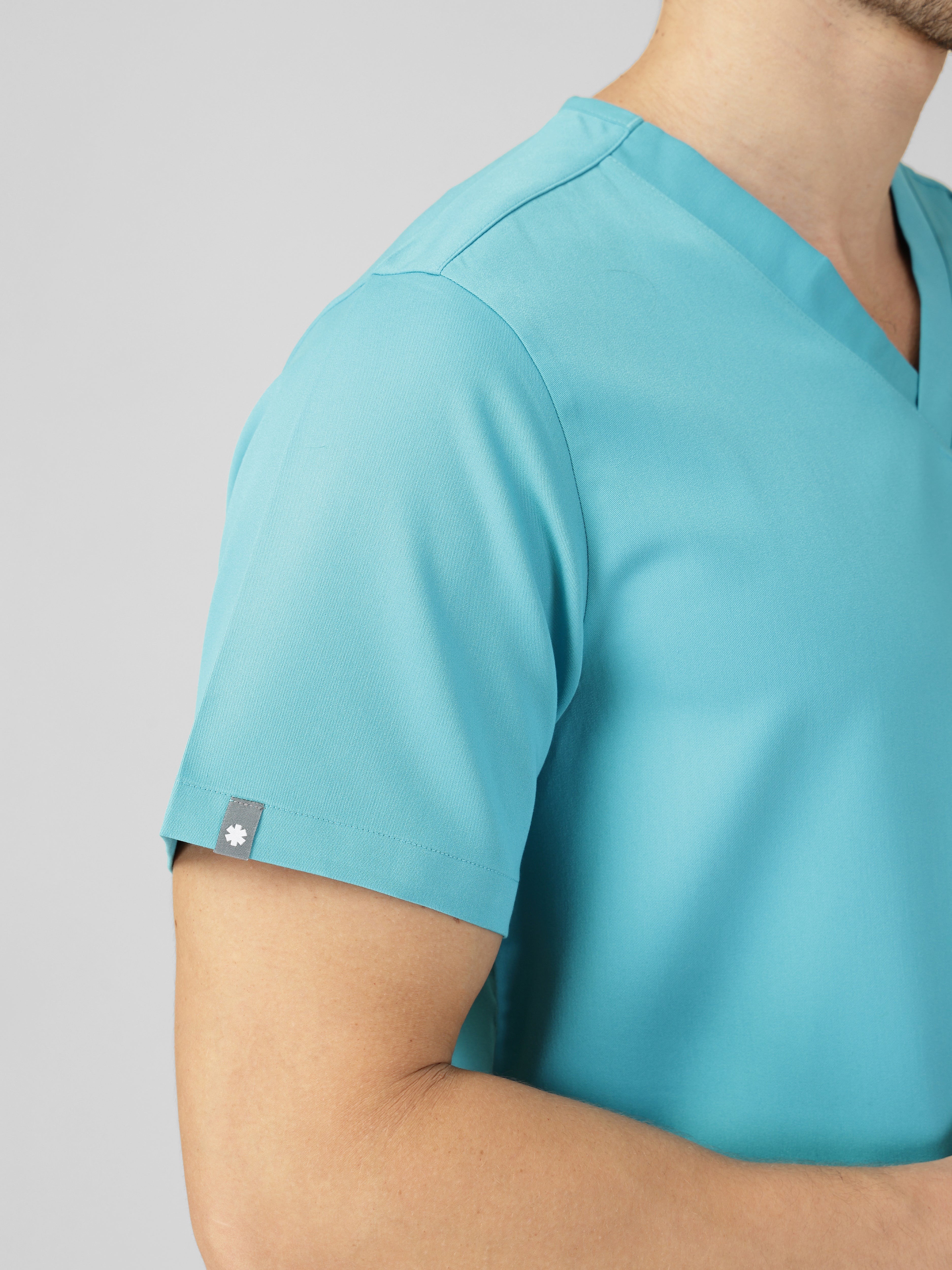 Men's V-Neck 2 Pocket Scrub Top