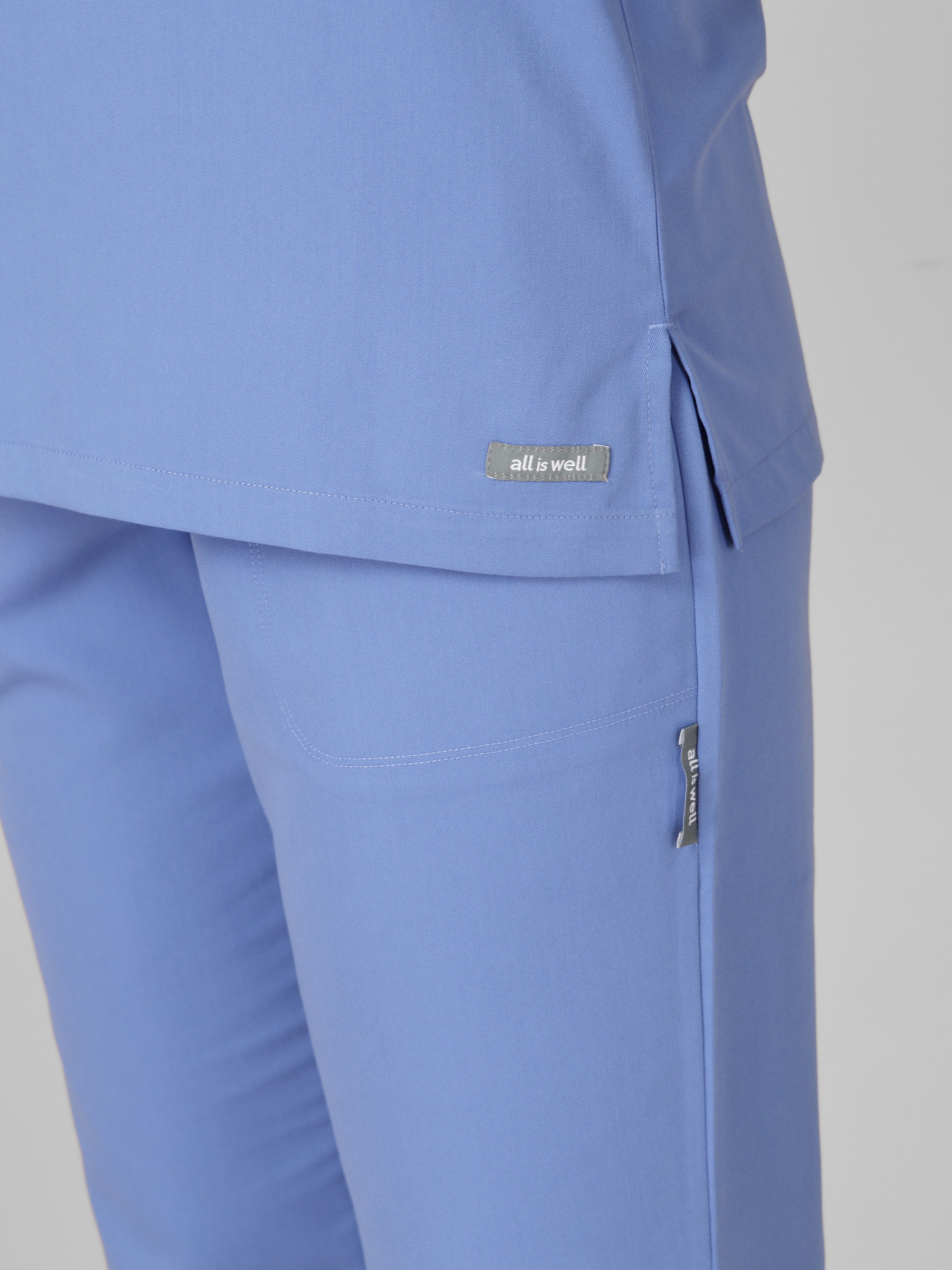 Women's 4-Pocket Cargo Scrub Pants