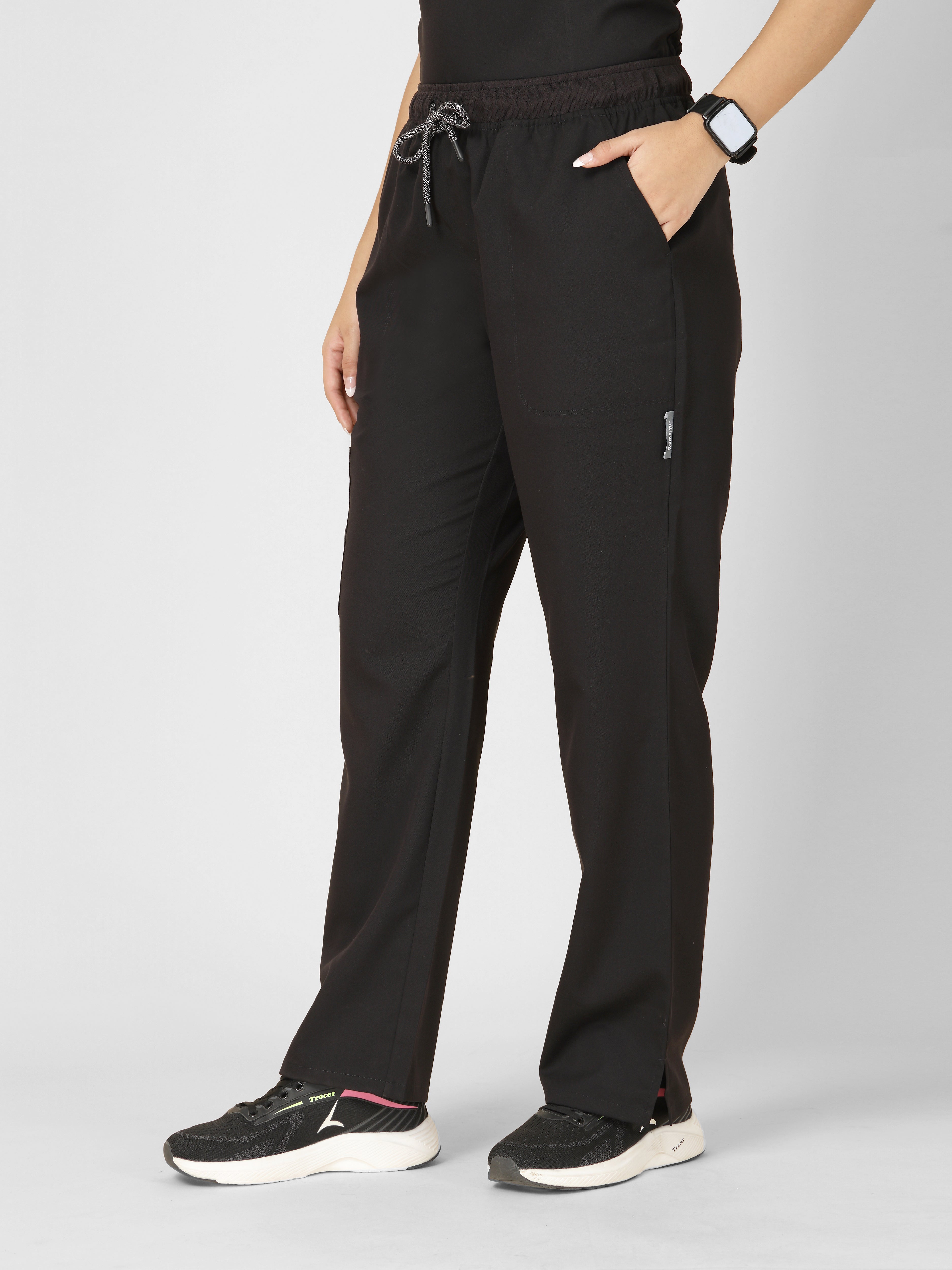 Women's 4-Pocket Cargo Scrub Pants