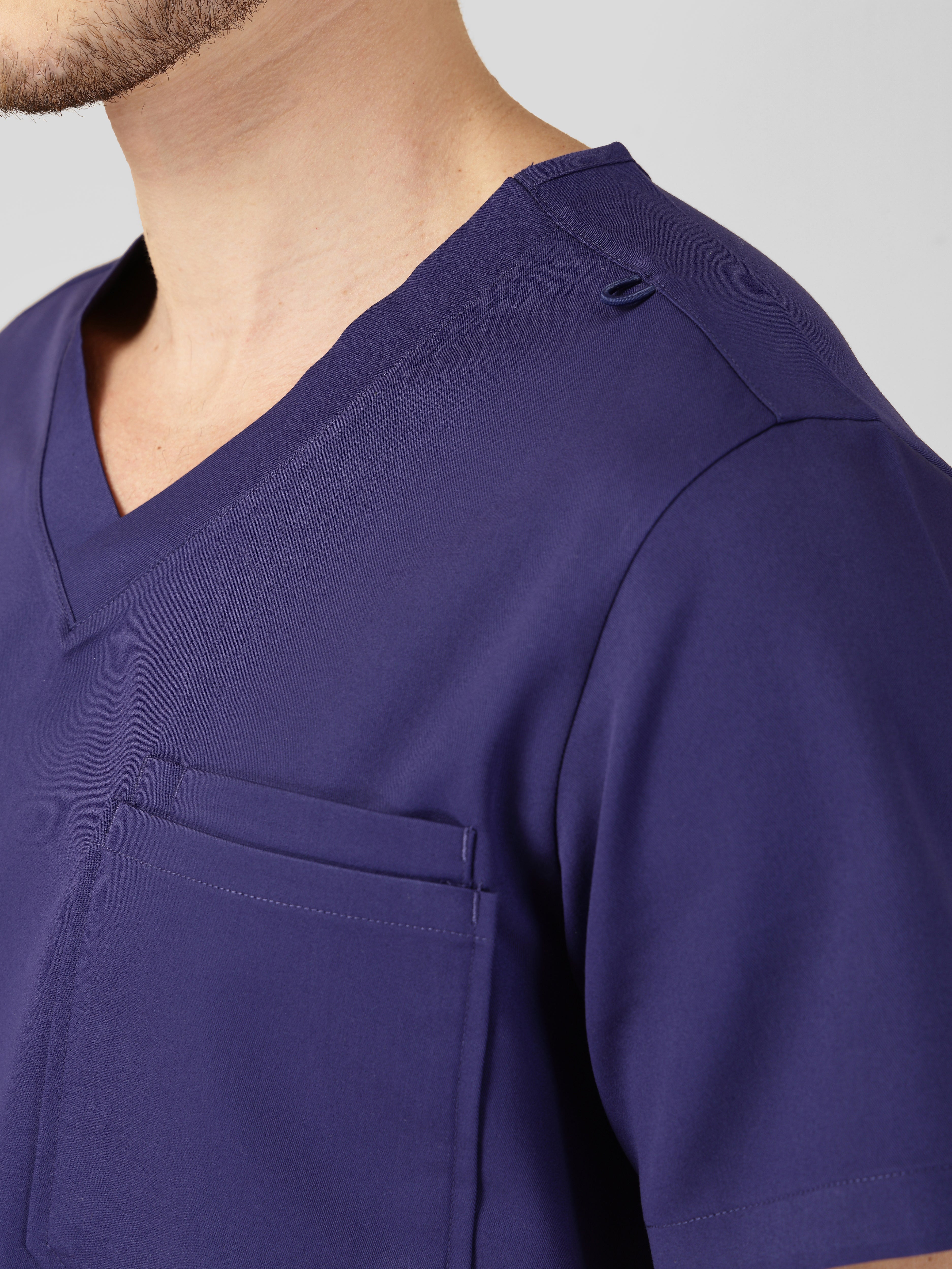Men's V-Neck 2 Pocket Scrub Top