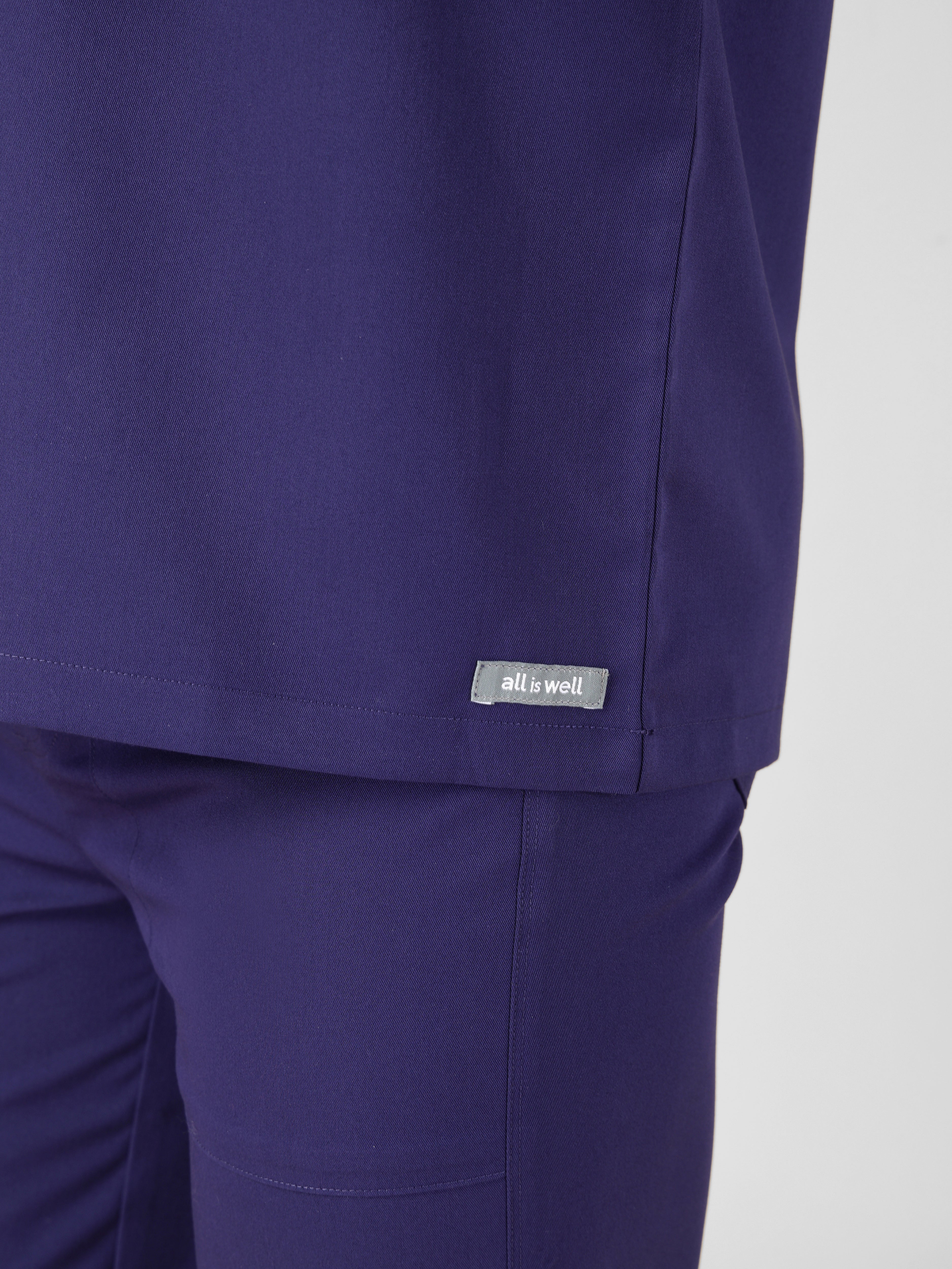 Men's V-Neck 2 Pocket Scrub Top