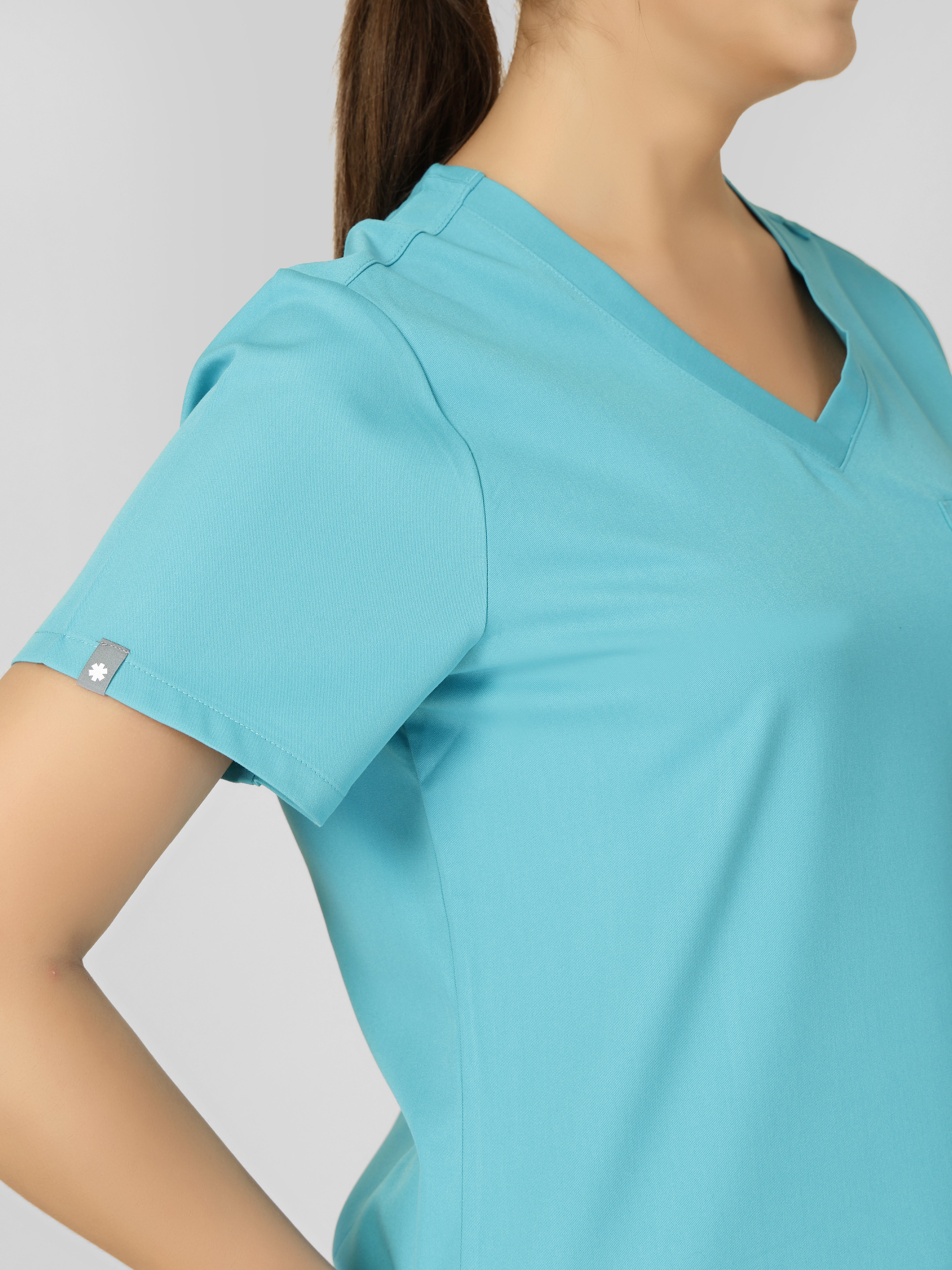 Women's V-Neck Short Sleeve CF Pocket Scrub Top
