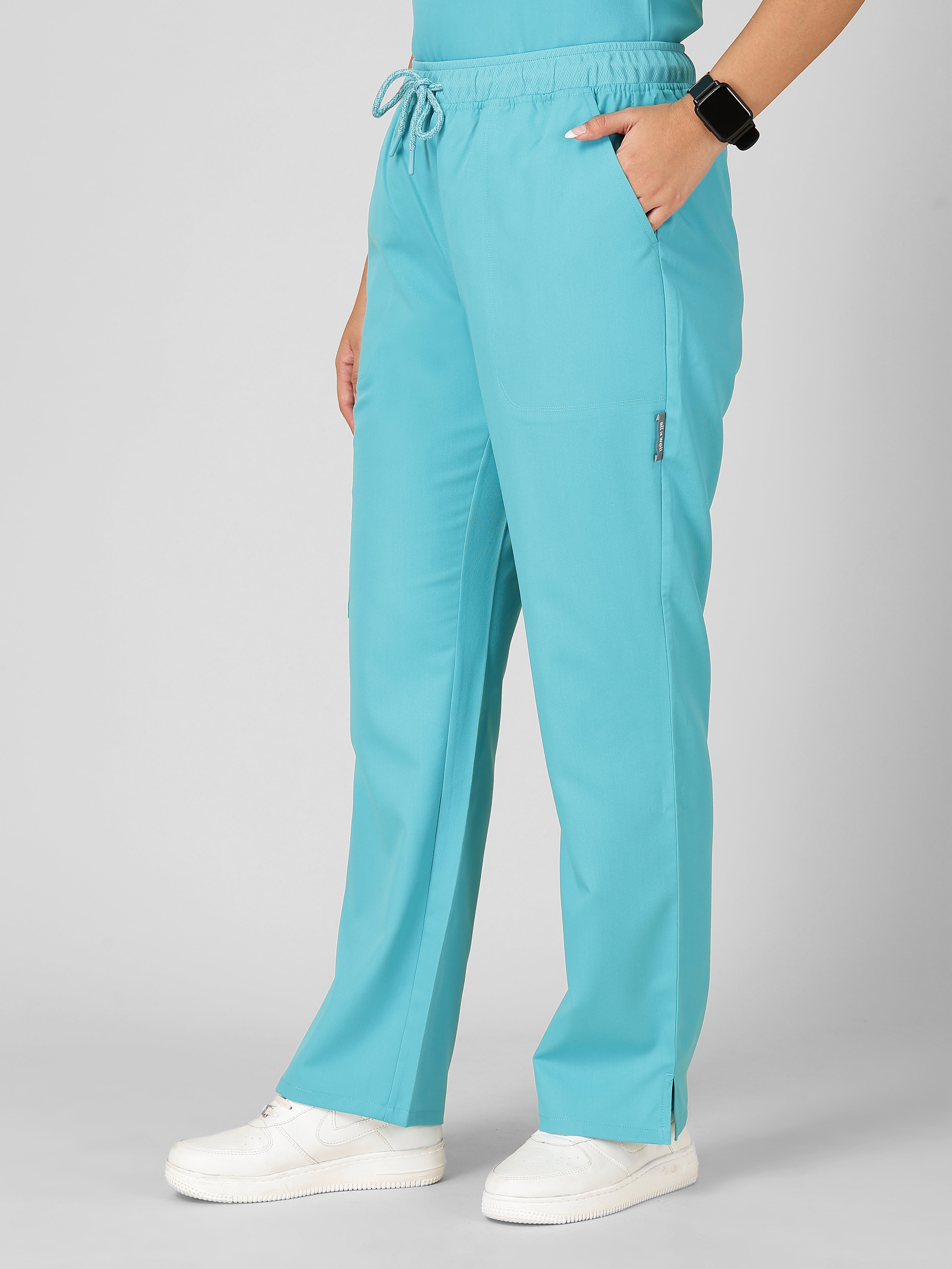 Women's 4-Pocket Cargo Scrub Pants